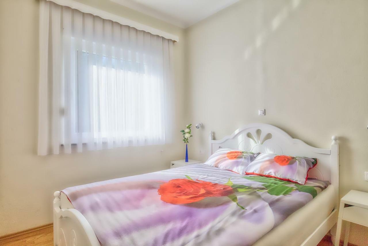 סלוניי Apartment Snjezana מראה חיצוני תמונה