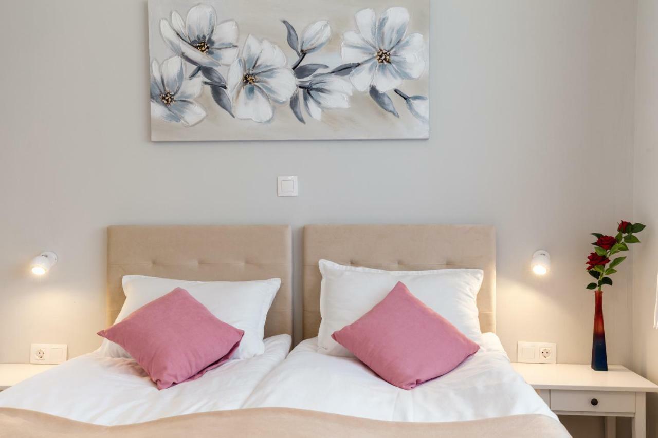 סלוניי Apartment Snjezana מראה חיצוני תמונה